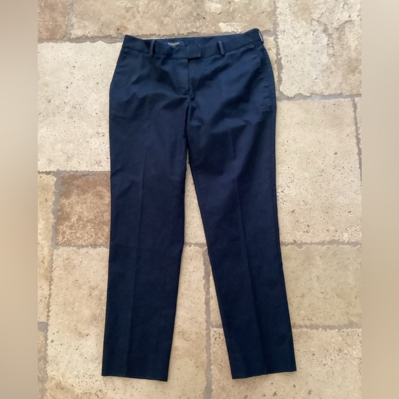 Brooks Brothers Pants - Brooks Brothers advantage chino stretch slacks-SZ 8
Waist 15”
Inseam26”